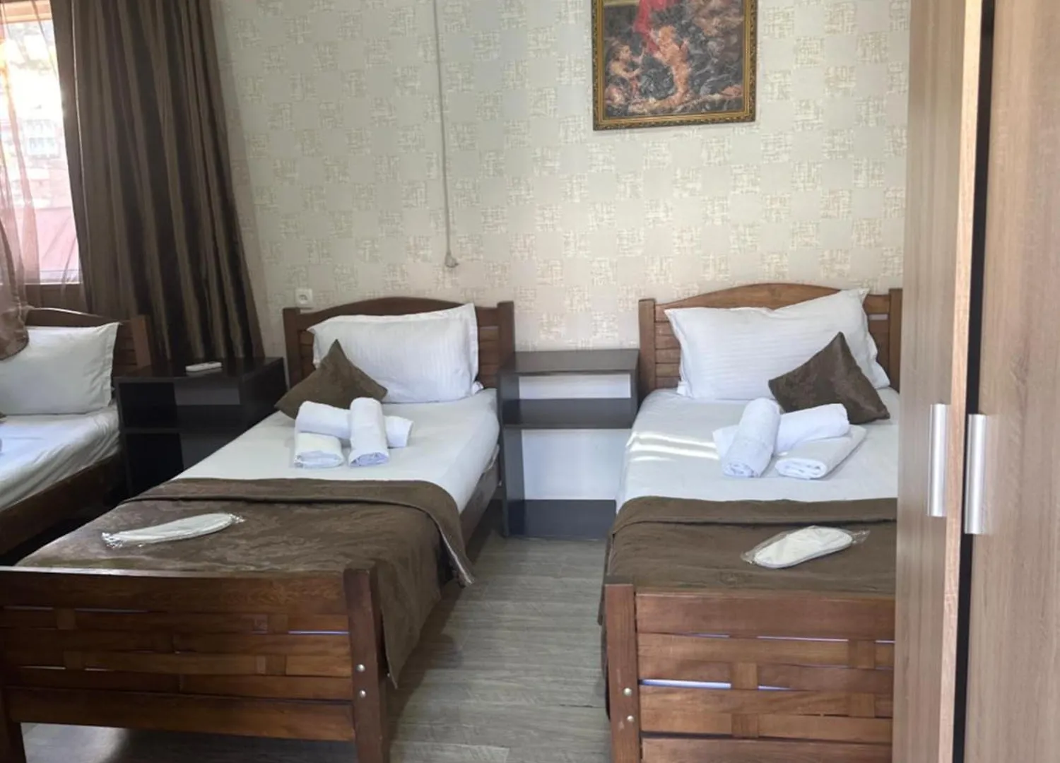 Hotel Nice Home Tiflis Gürcistan